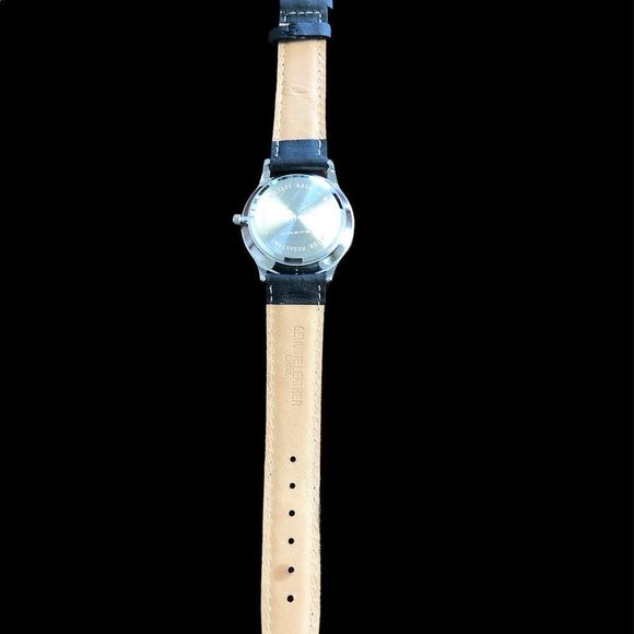 NWOT Disney Watch - Picture 5 of 6